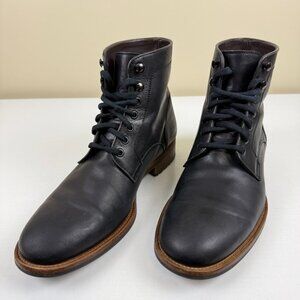 EUC Magnanni Black Lace Up Boots